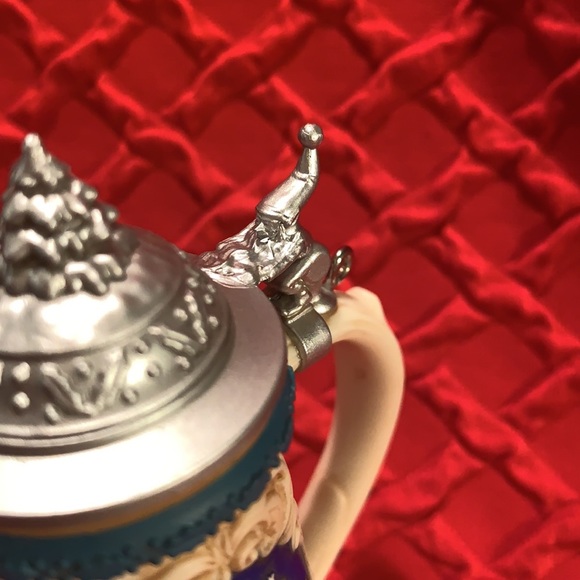 Beer Stein Ornament featuring Santa & Elf - Picture 4 of 7